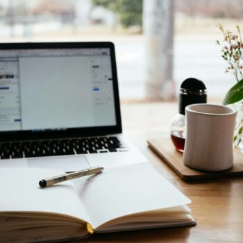7 Blogging Mistakes That Cost Me 2 Years